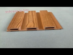Eenvoudig te installeren WPC-wandpaneel Co-extrusie Houten kunststof composiet wandpaneel