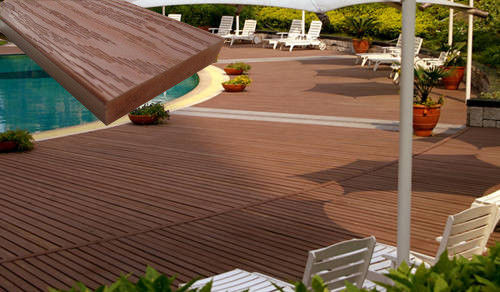 Goede prijs Vloer WPC Samengestelde Decking met 70%-het Poeder van pvc en 30%-Bamboepoeder online