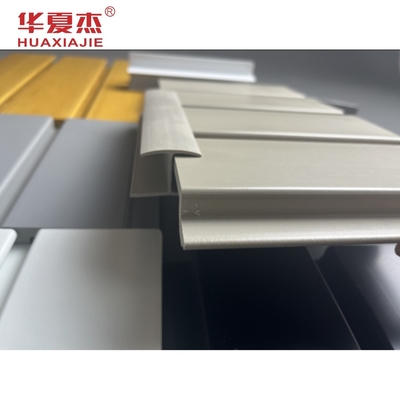 Vlot het Comité van Oppervlaktepvc Slatwall Garagecomité Binnendecoratiemateriaal