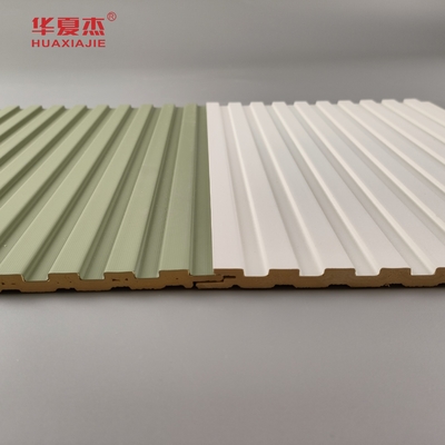 Groothandel gelamineerd wpc-wandpaneel groen en wit pvc-paneel en wpc-bord interieurversiering