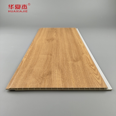 Groothandel van pvc-wandpaneel van houtgraan pvc-plafondpaneel voor woningversiering