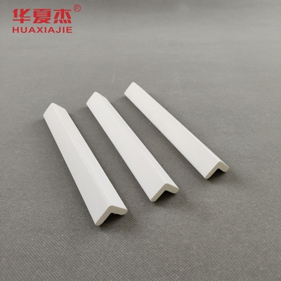Van het Eindepvc van de garagedeur de Versieringsafgietsel, de Witte pvc-Tochtstrip van de Garagedeur