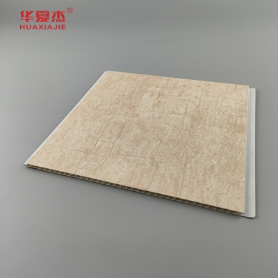 Fabrieksprijs warm stempelen pvc wandpaneel wpc pvc plafondpaneel bamboe patroon voor interieurversiering