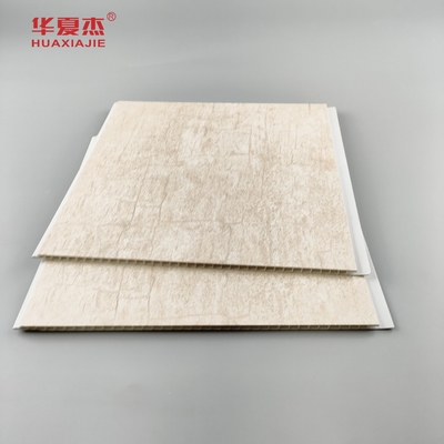 Fabrieksprijs warm stempelen pvc wandpaneel wpc pvc plafondpaneel bamboe patroon voor interieurversiering