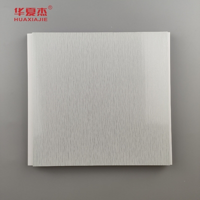 Moderne design Zilveren kleur PVC plafond en wandpaneel Vochtbestendige muur Pvc panelen Gebouw decoratie