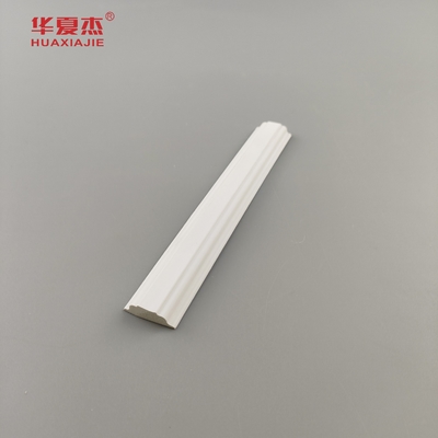 Moderne ontwerp scheiding trim wit vinyl 12 'pvc vorm 22x6mm pvc schuim trim en profiel
