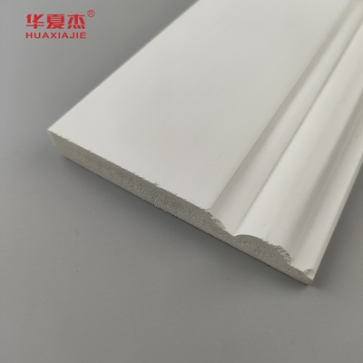 Hoogwaardige pvc-basisvormingen wit glad oppervlak 95x12 mm pvc-schuur binnenversiering