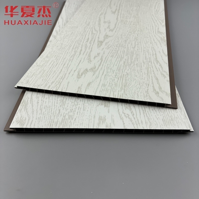 Best verkopende gelamineerde witte pvc wandpaneel gesimuleerd houtgraan pvc plafond decor paneel voor appartement