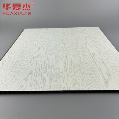 Best verkopende gelamineerde witte pvc wandpaneel gesimuleerd houtgraan pvc plafond decor paneel voor appartement