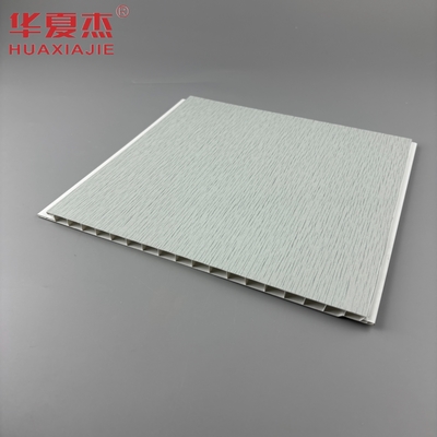 Warm stempelen Pvc wandpaneel Grijzige basisbord met zilveren metalen patroon Plafondpaneel Pvc voor woonkamer decoratie