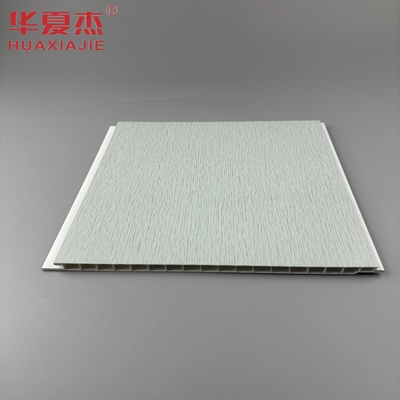 Warm stempelen Pvc wandpaneel Grijzige basisbord met zilveren metalen patroon Plafondpaneel Pvc voor woonkamer decoratie