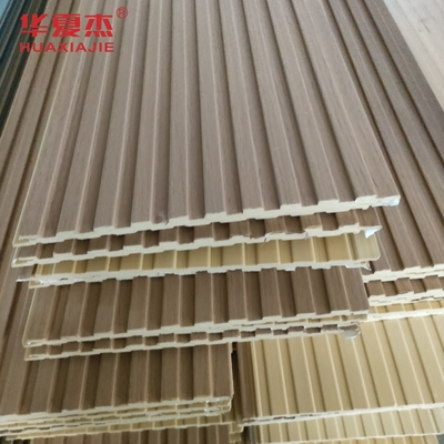 Waterdicht hout-plasticcomposite (WPC) wand- en plafondpaneel voor buitengebruik