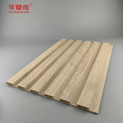 Makkelijk te installeren 220mm X 9mm Wpc Wandpaneel Buiten Antiseptisch Waterdicht Anticorrosief