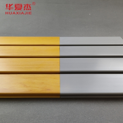 300 mm x 17 mm PVC Slatwall panelen met aangepaste lengte en uitstekende slagweerstand