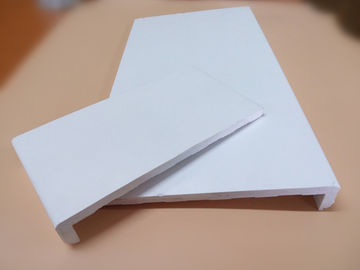 Goede prijs Van het de Versieringsafgietsel van pvc van Mouldproofmoisturerood Witte Plastic het Venstervensterbank online