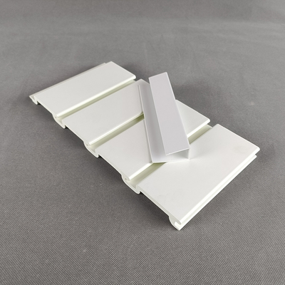 De gelamineerde Houten Comités van pvc Slatwall voor Toonzaaldecoratie
