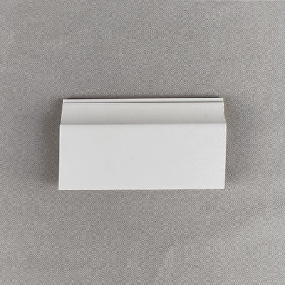 Goede prijs Wpc-gelamineerde rok met fadeproof Wpc-pvc-profielen voor woonkamer online