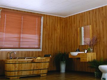 Goede prijs Houten Gelamineerde Decoratieve Plafondcomités, het rekupereerbare pvc-muur behandelen 250*8mm online