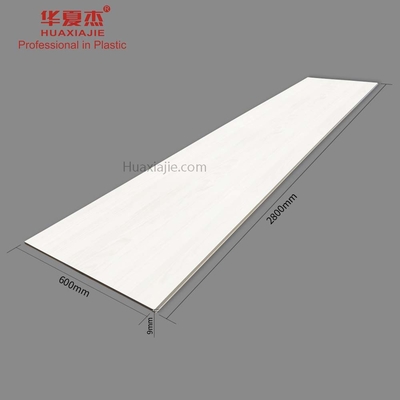 Groene Buiten de Muurbekleding 2800x600x9mm van Bouwmateriaal Gelamineerde Wpc