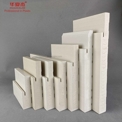 kwaliteit Hoge Glanzende WPC-van het de Deurkader van pvc de Ingangsdeur 53 Mm X 8 Mm Fabriek