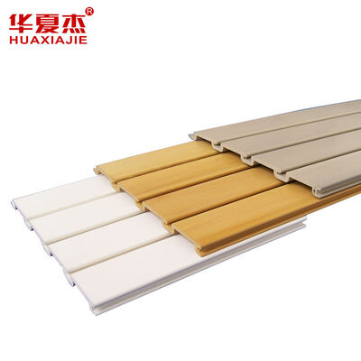 Goede prijs 4ft X 8ft PVC Slatwall Panels Lichtgewicht 1,7kg Wit Grijzige Taupe Hout Graan Aanpasbare panelen voor Muuropgezette opslag online